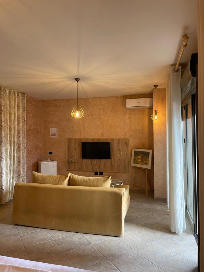 Matis Apartaments Tirana Exterior foto